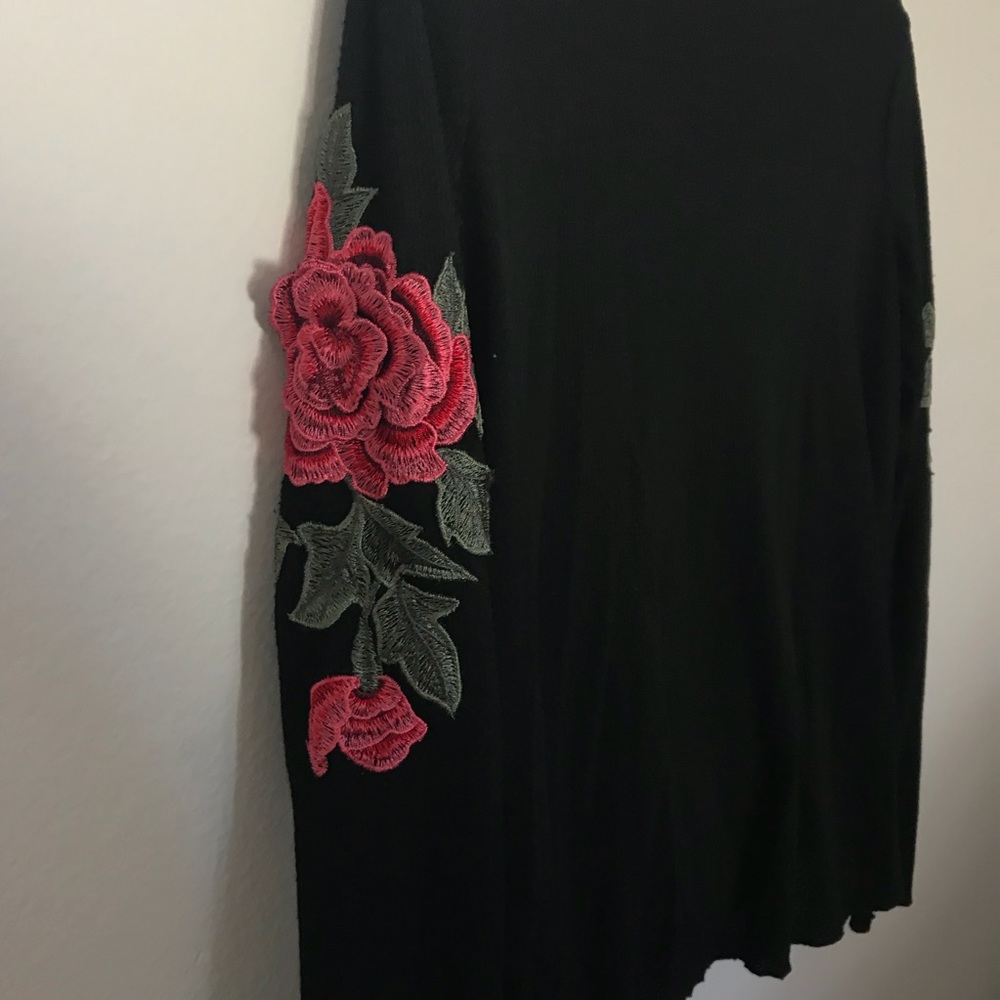 Top 🌹 - Picture 4 of 5